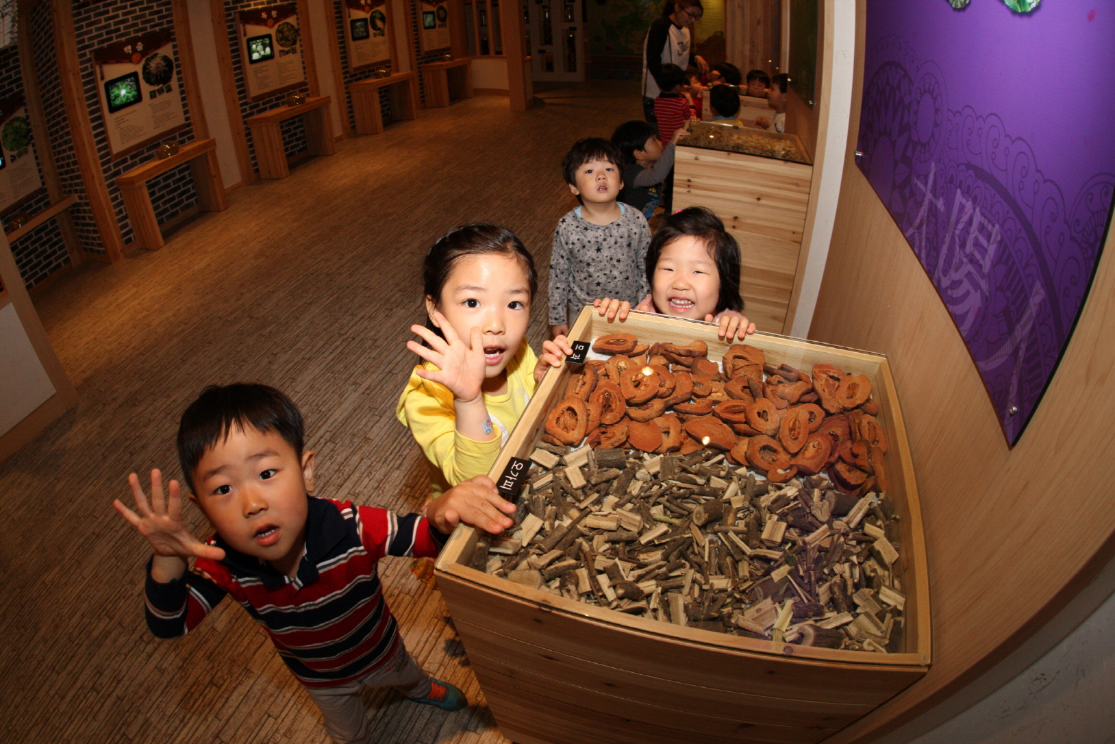 thumbnail||1000::667